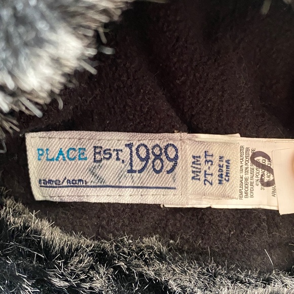 🏷️Place Quilted Navy Hat with Faux Fur - Picture 3 of 5